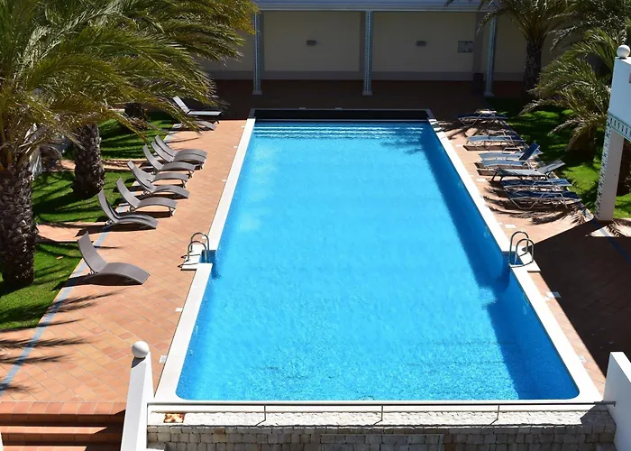 T3 Terraco E Piscina Del Rey Obidos C14